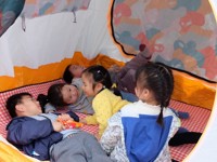 阳光正好，微风不燥——记本部小班组“春日野餐”活动